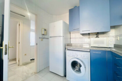 b4c3506736daa30d4df85eb3361c0846 - 13