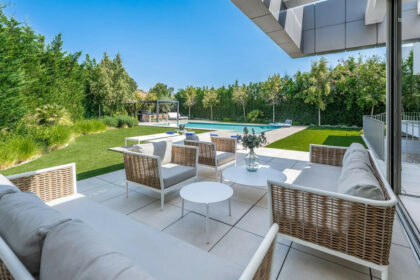 b4da01b744d7965f27aa40f8a6a7a731 - 11