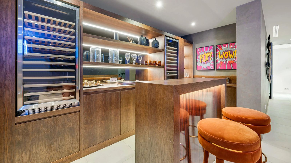 b4da01b744d7965f27aa40f8a6a7a731 - 17