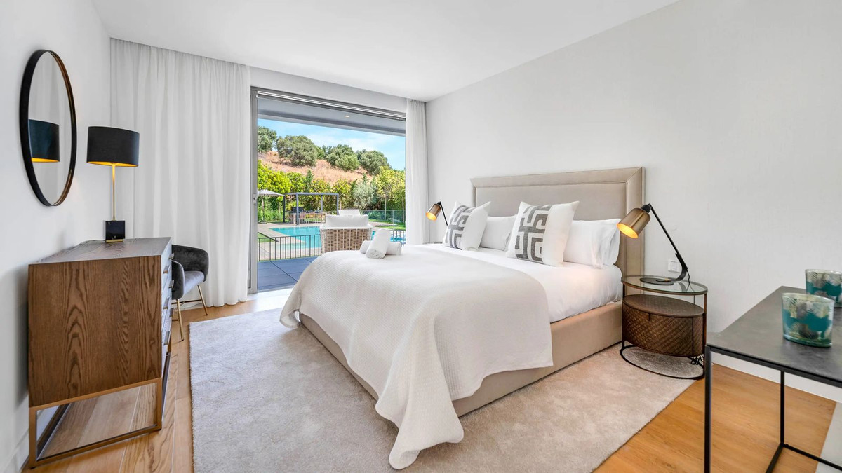 b4da01b744d7965f27aa40f8a6a7a731 - 26