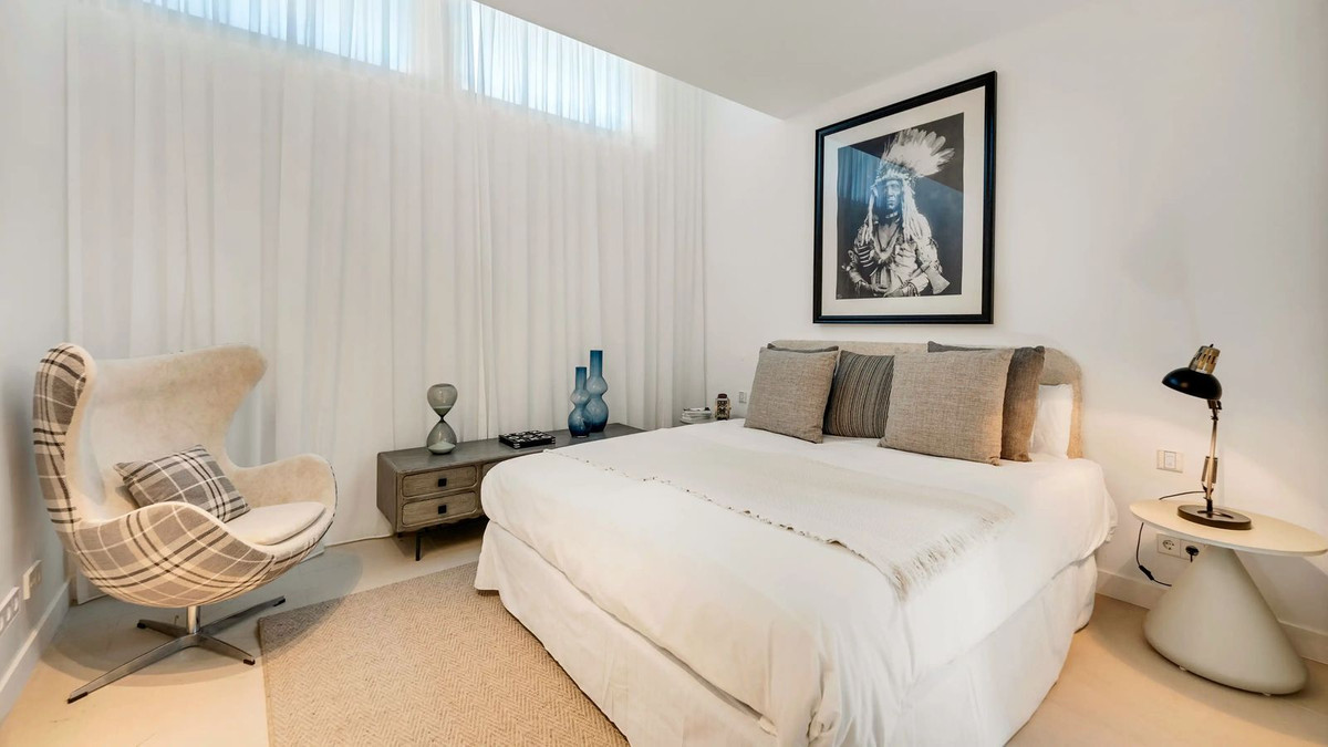 b4da01b744d7965f27aa40f8a6a7a731 - 33