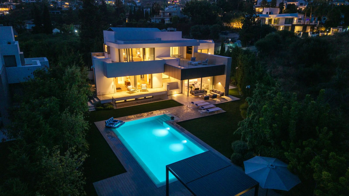 b4da01b744d7965f27aa40f8a6a7a731 - 41