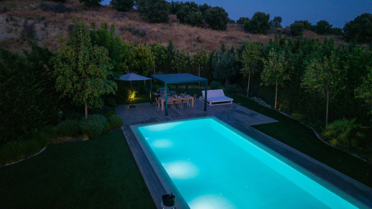 b4da01b744d7965f27aa40f8a6a7a731 - 43