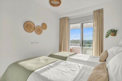 b5165216878431b70197911e5cb7841e - 15