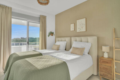 b5165216878431b70197911e5cb7841e - 16