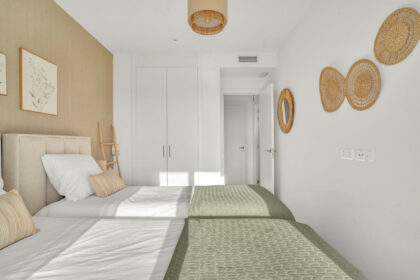 b5165216878431b70197911e5cb7841e - 17