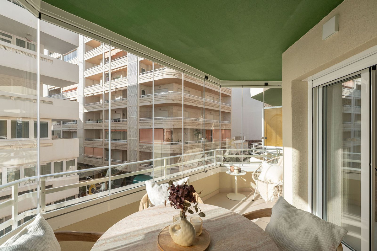 b5c0b24fe39fa30a87b01edf76efb421 - 18