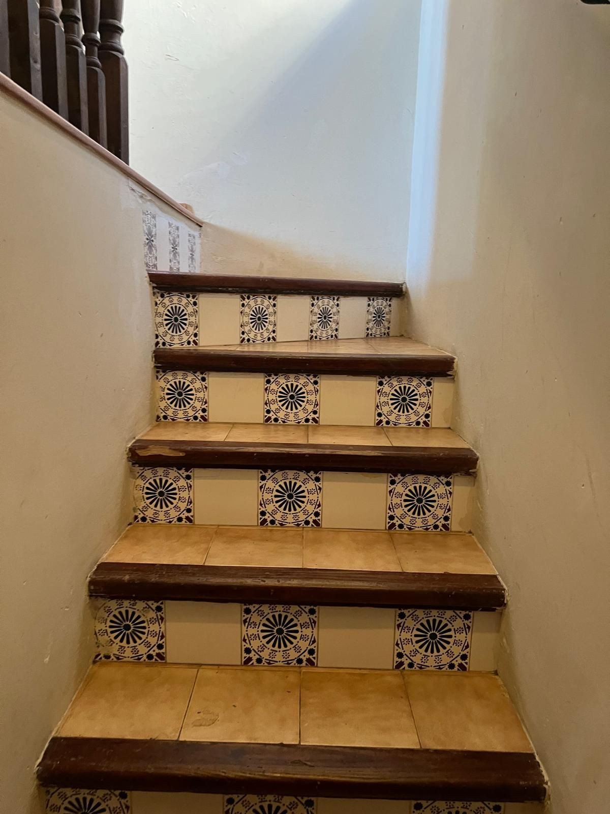 b5f9bb67c1b4bbb749cef709d6d4d856 - 18