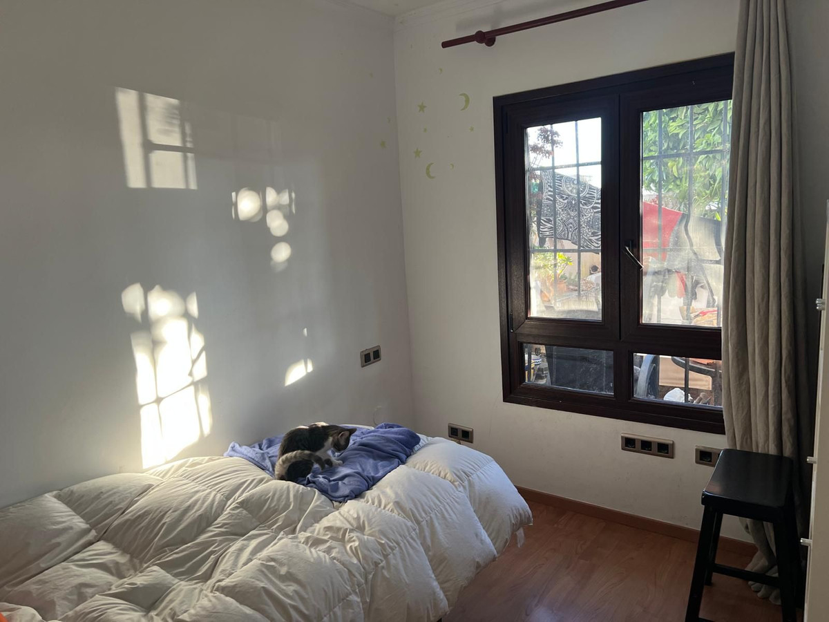 b5f9bb67c1b4bbb749cef709d6d4d856 - 19