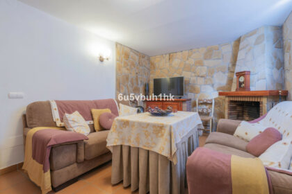 b6dca9c473c8413e953621357d32b0b9 - 32