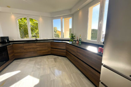 b7aa3cb401c597f5bad6b1e3681dea3f - 10