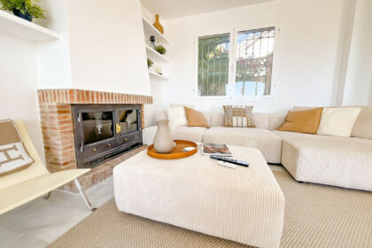 b7aa3cb401c597f5bad6b1e3681dea3f - 11