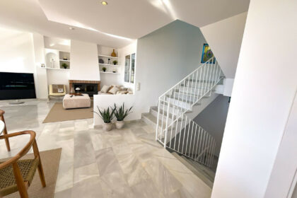 b7aa3cb401c597f5bad6b1e3681dea3f - 14