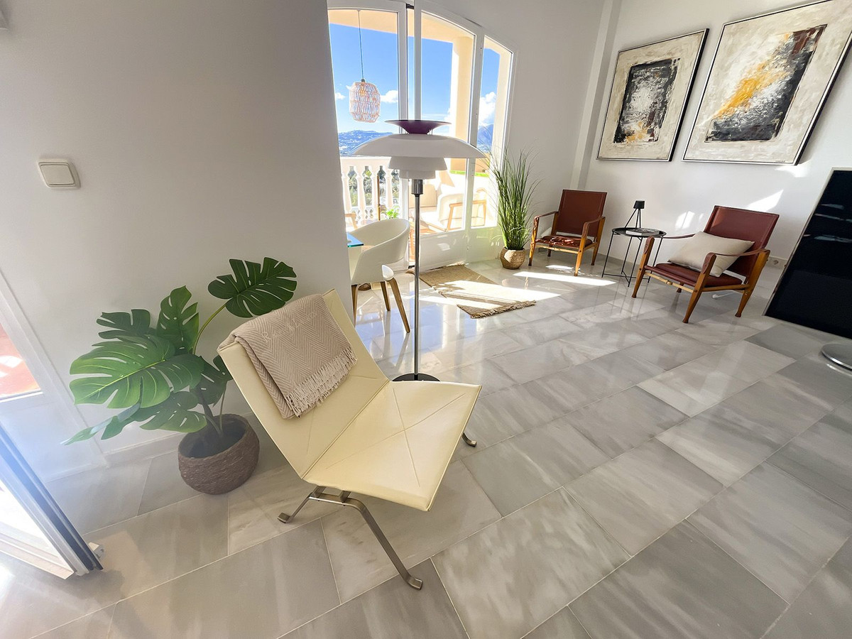 b7aa3cb401c597f5bad6b1e3681dea3f - 15