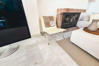 b7aa3cb401c597f5bad6b1e3681dea3f - 17