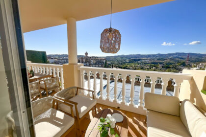 b7aa3cb401c597f5bad6b1e3681dea3f - 18