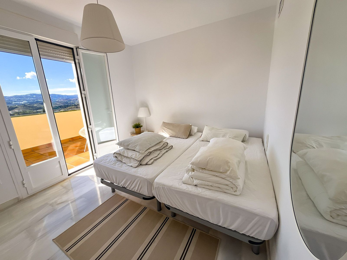 b7aa3cb401c597f5bad6b1e3681dea3f - 30