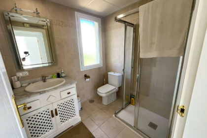 b7aa3cb401c597f5bad6b1e3681dea3f - 36