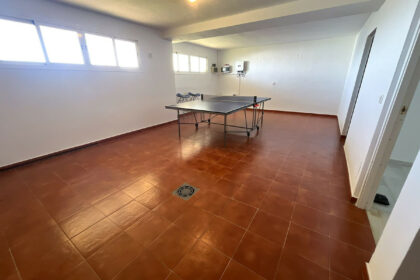 b7aa3cb401c597f5bad6b1e3681dea3f - 40