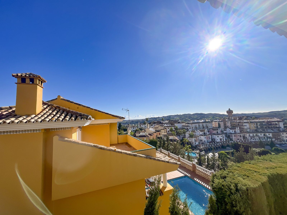 b7aa3cb401c597f5bad6b1e3681dea3f - 44