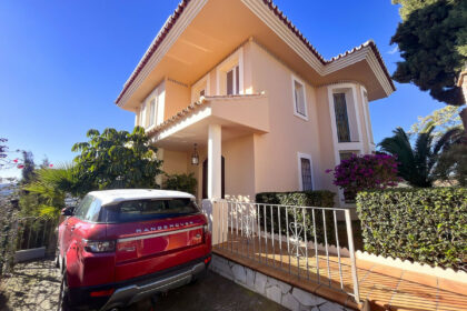 b7aa3cb401c597f5bad6b1e3681dea3f - 48