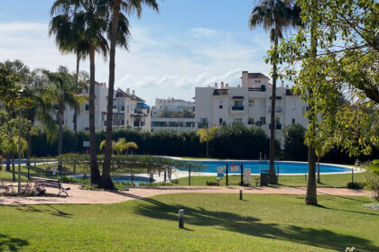 b7d9baa6a7cf8ae068e418c8cdf91a96 - 20