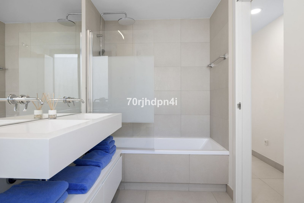 b7fe417920788225cef359a090f1e3b7 - 17