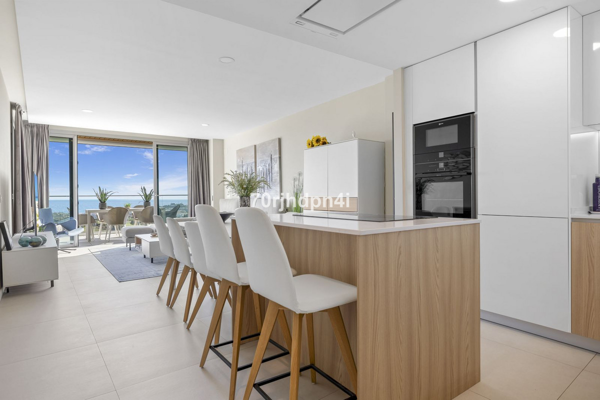 b7fe417920788225cef359a090f1e3b7 - 5