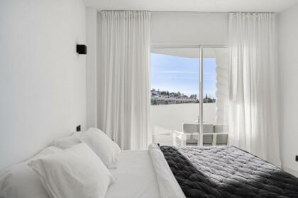 b8f24c73e12ba49e6c3480c30a8eee12 - 12