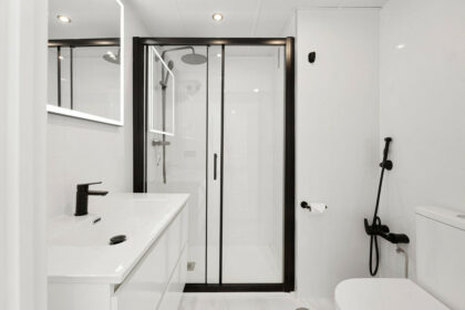 b8f24c73e12ba49e6c3480c30a8eee12 - 16