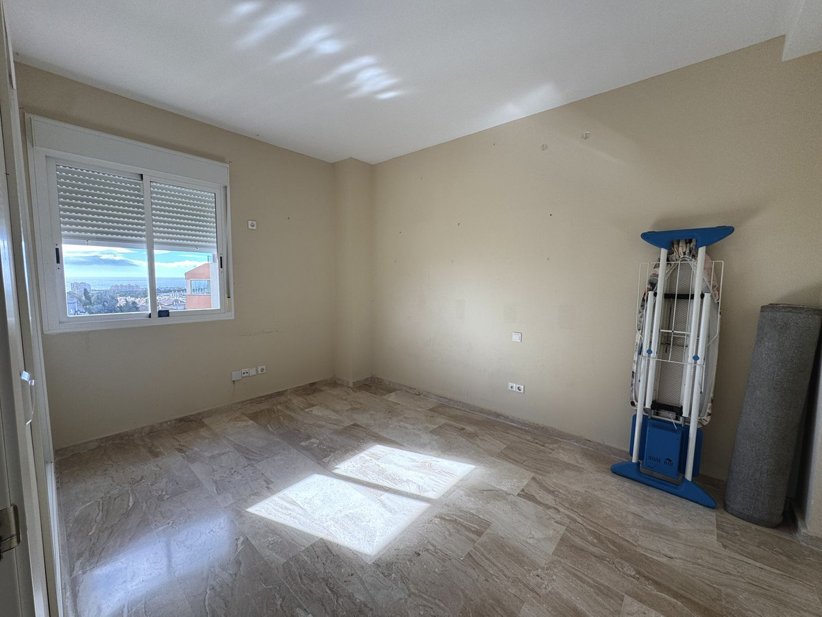 b92b9383a61153101f17f9697d64091c - 12