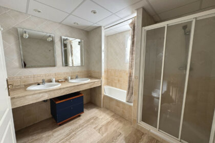 b92b9383a61153101f17f9697d64091c - 24