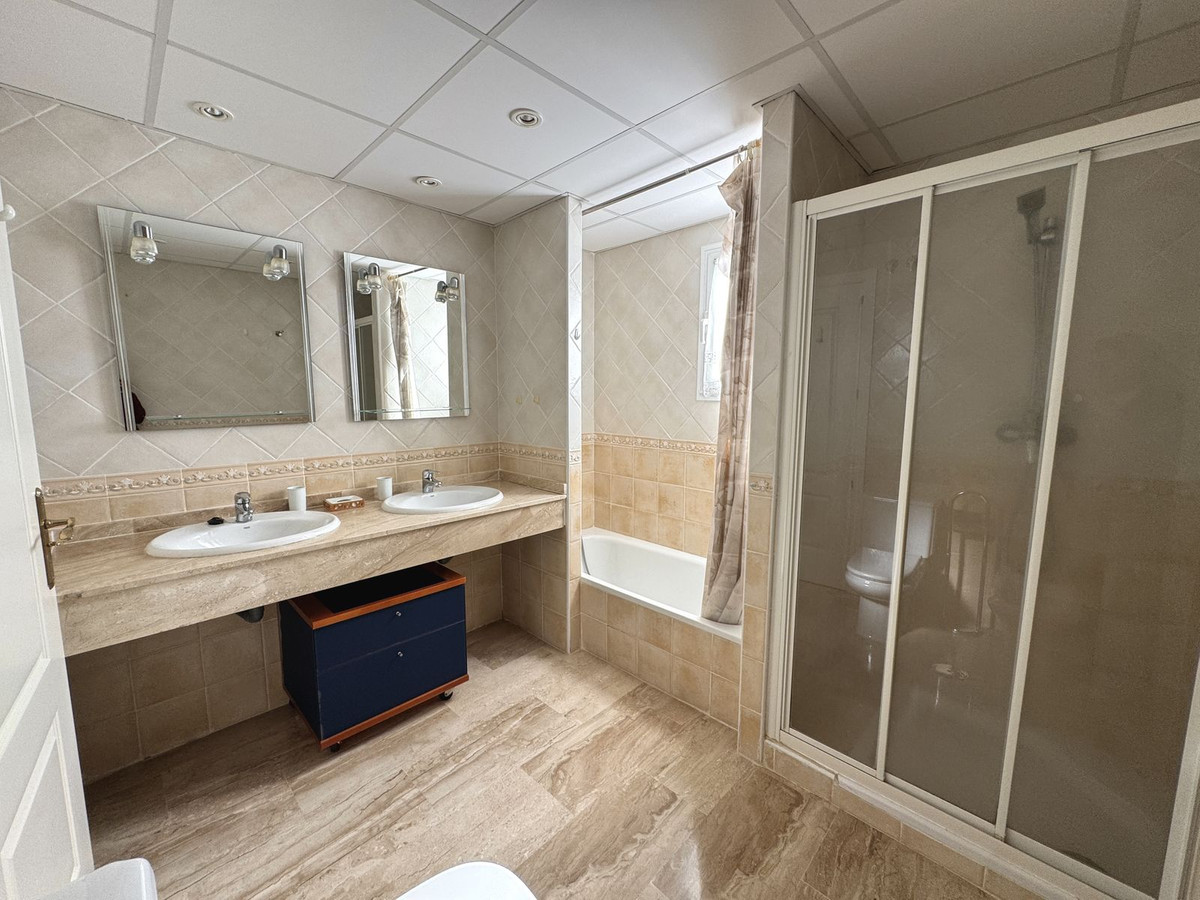 b92b9383a61153101f17f9697d64091c - 24