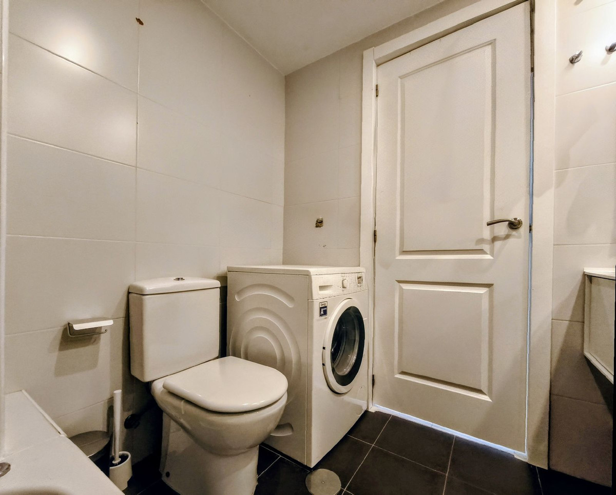 ba092780cd2e47c5d5d40f150c749d1c - 14