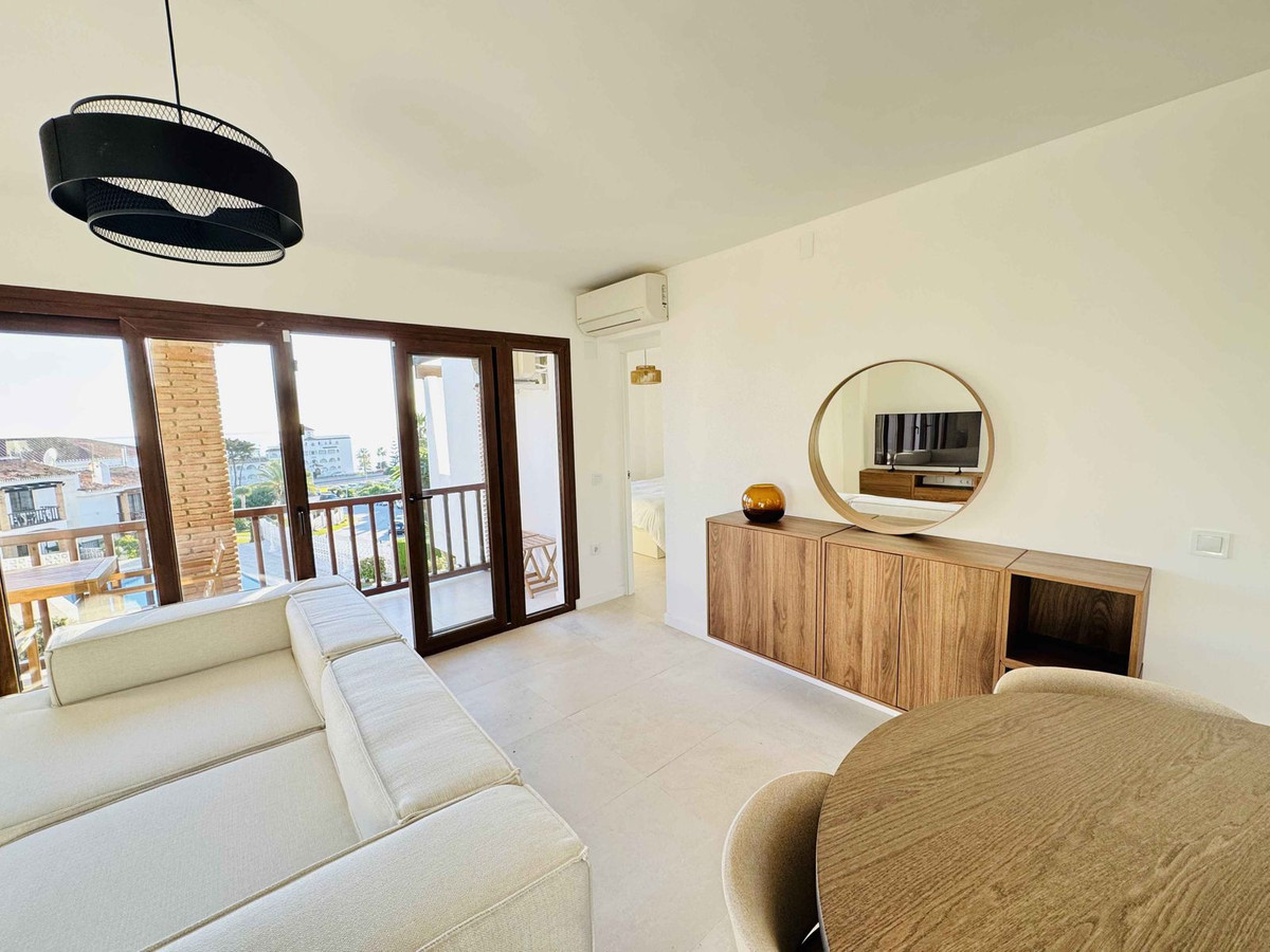 ba4303c59f05c51fa2bc8a8242167d4d - 11