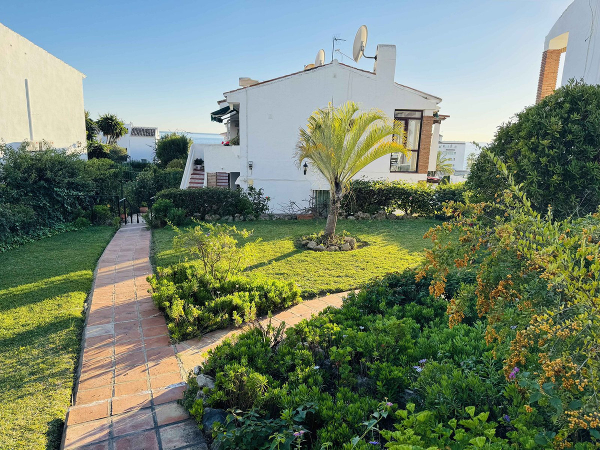 ba4303c59f05c51fa2bc8a8242167d4d - 22