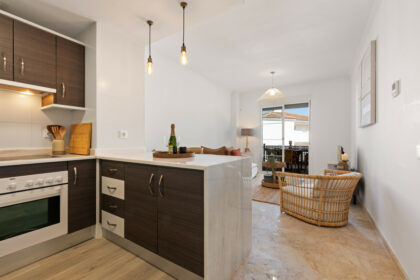 bb0f8591d89cb0e90ffb8e0529370699 - 10