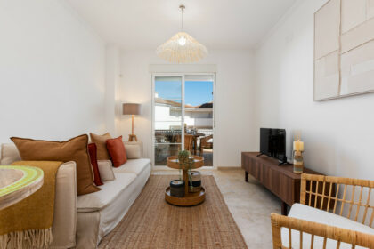 bb0f8591d89cb0e90ffb8e0529370699 - 2