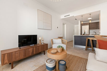 bb0f8591d89cb0e90ffb8e0529370699 - 4