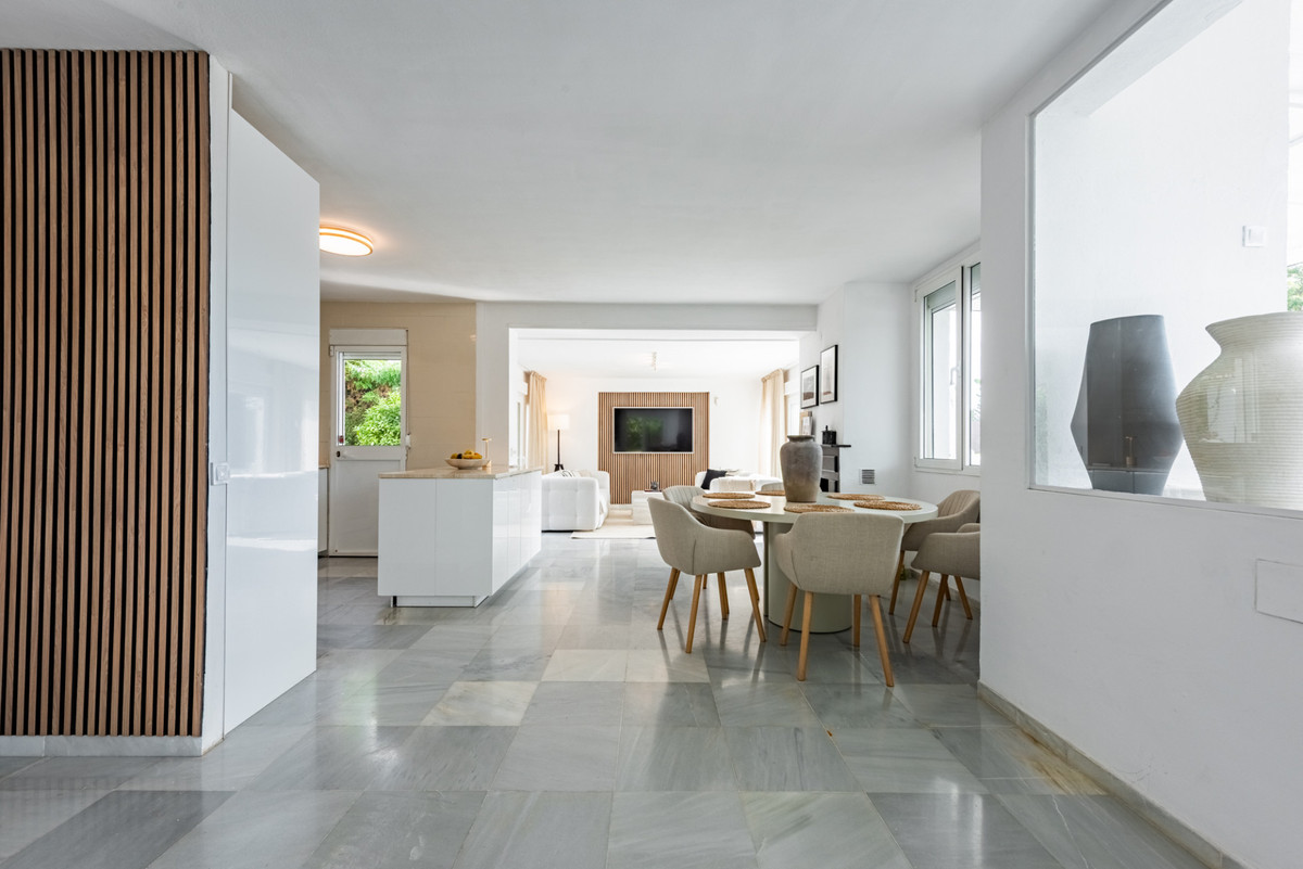 bb11480addc8aaea94ee4e3958780a57 - 7