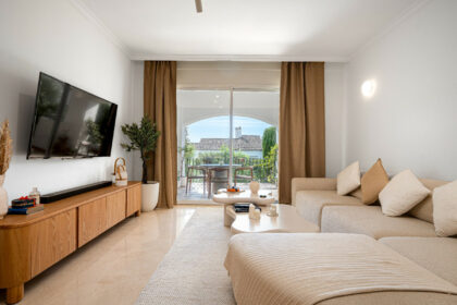 bb2c5e5b90f7881fc09ff3deaef9517d - 8