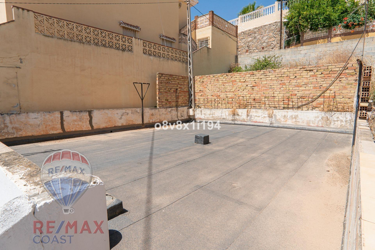 bbbc7d05e6e6cba1ada32c6554b169a4 - 27