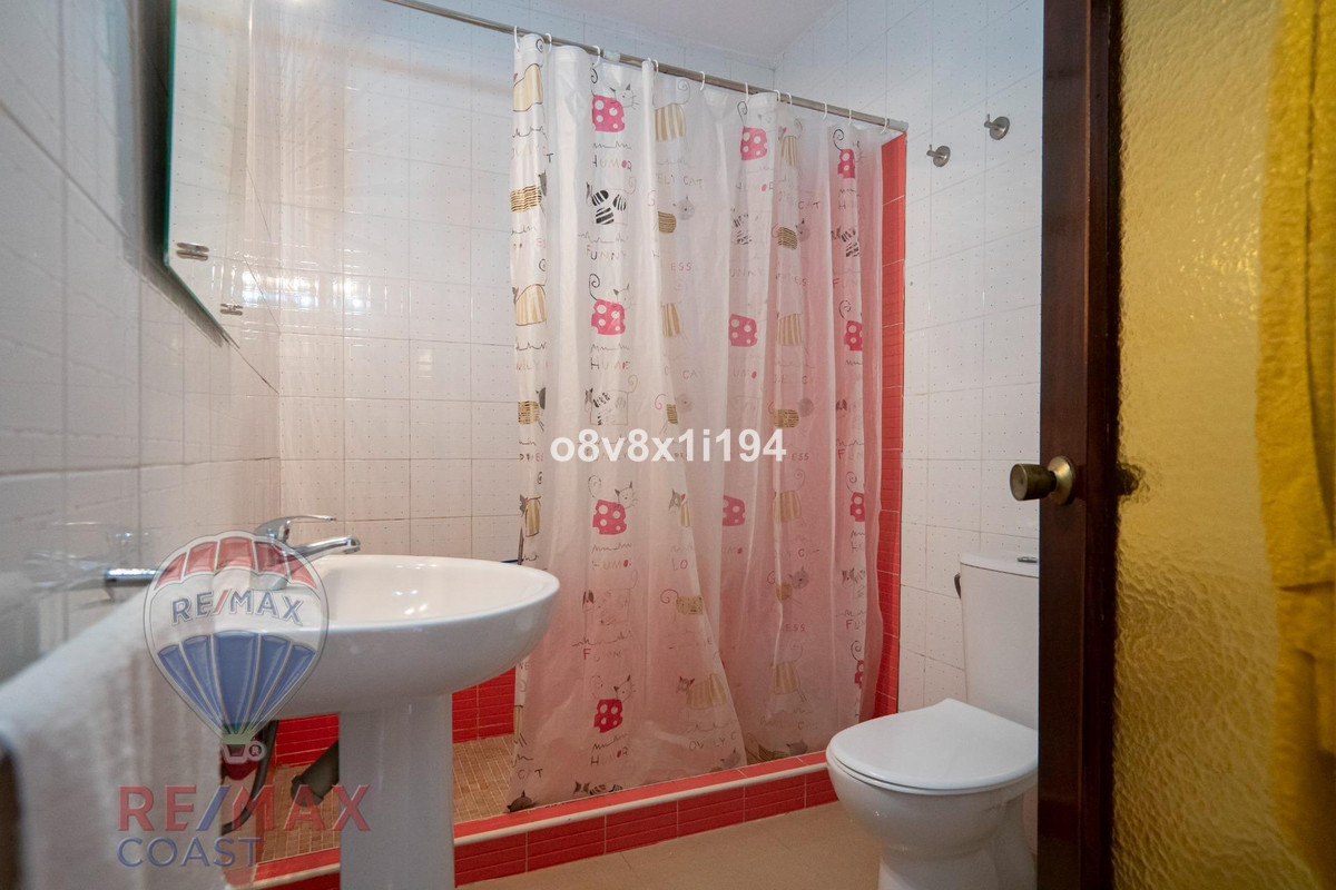 bbbc7d05e6e6cba1ada32c6554b169a4 - 30