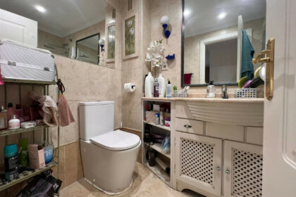 bd69387d979e9d59b9dc1ed6b6f24df6 - 13