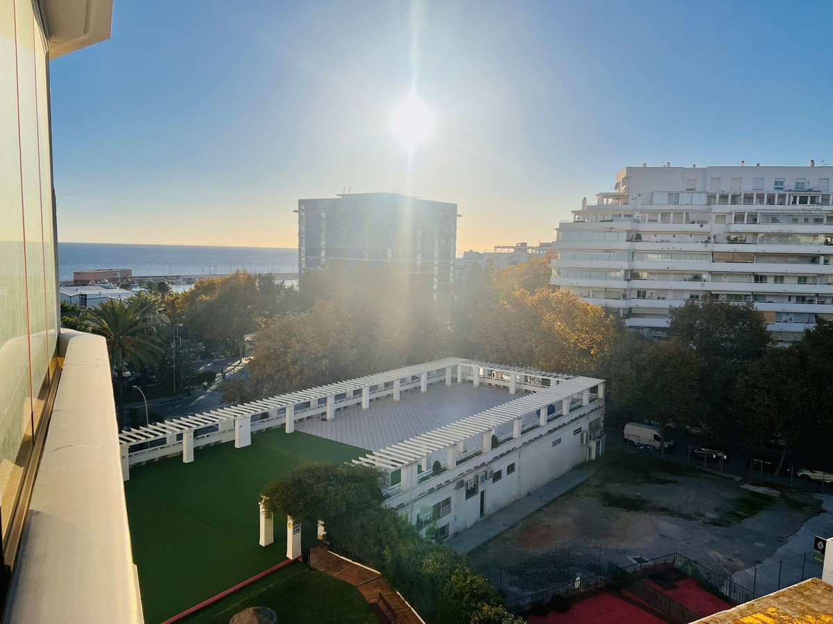 bd69387d979e9d59b9dc1ed6b6f24df6 - 14