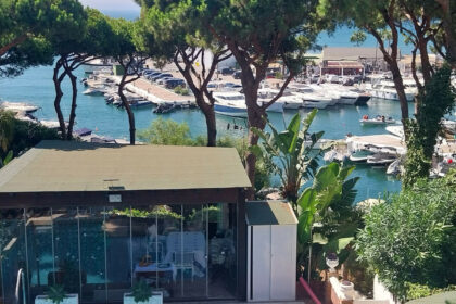 bdac9487f525fc195ef8e4ee676c6dd0 - 56