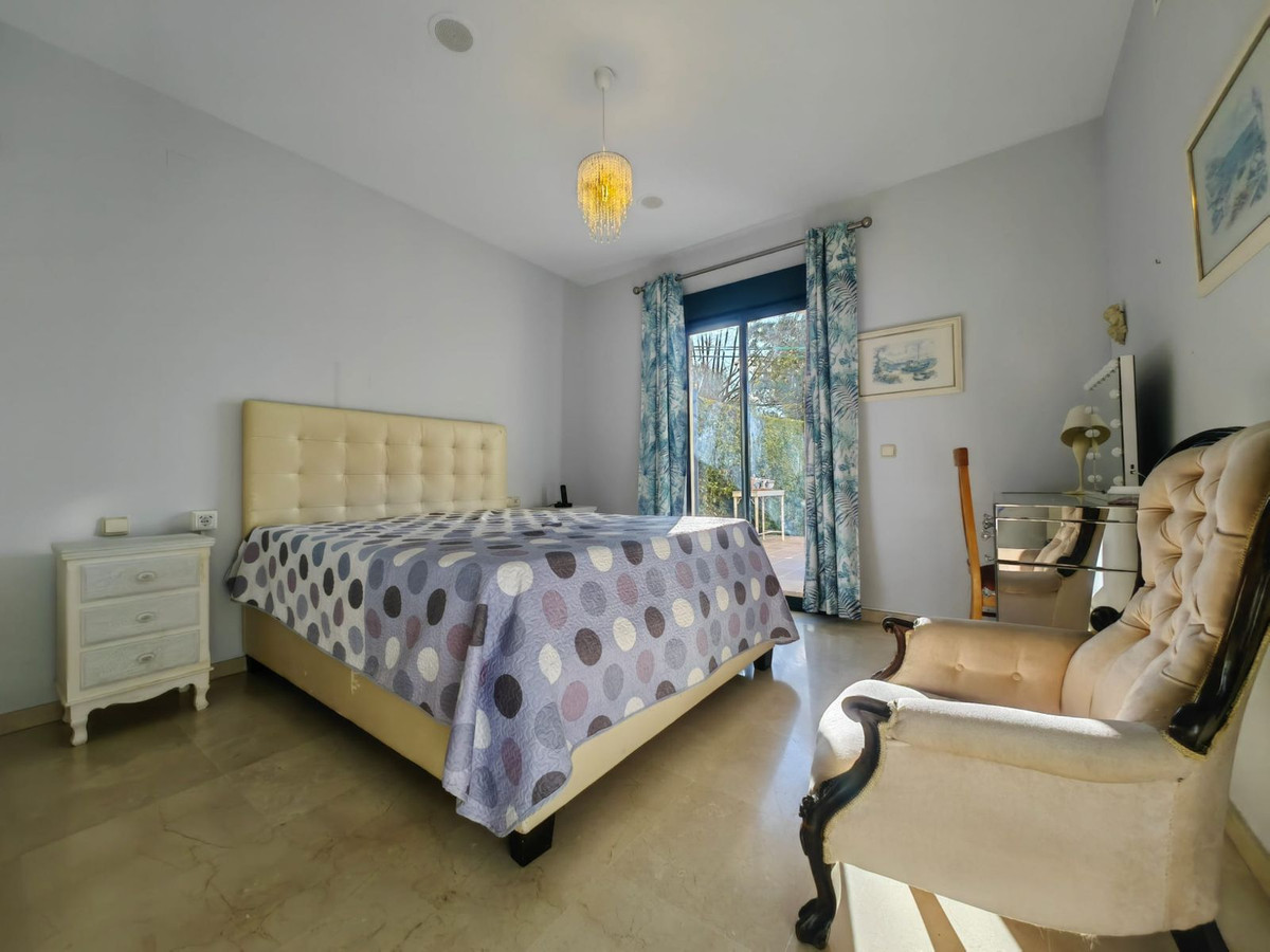 bf77a68100dbfb4981d3f7dfecb7d26c - 20