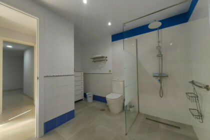 bf77a68100dbfb4981d3f7dfecb7d26c - 30