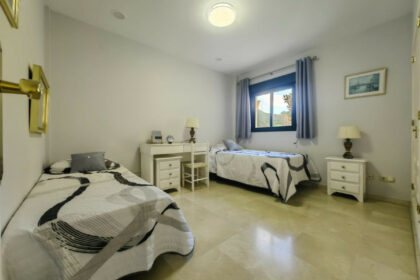 bf77a68100dbfb4981d3f7dfecb7d26c - 33