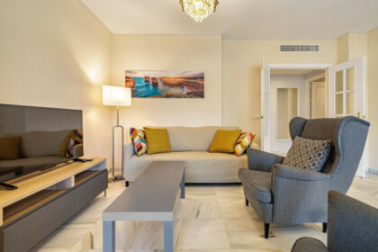 bfb878fec50ea7ab8b0a4696e25ec734 - 4